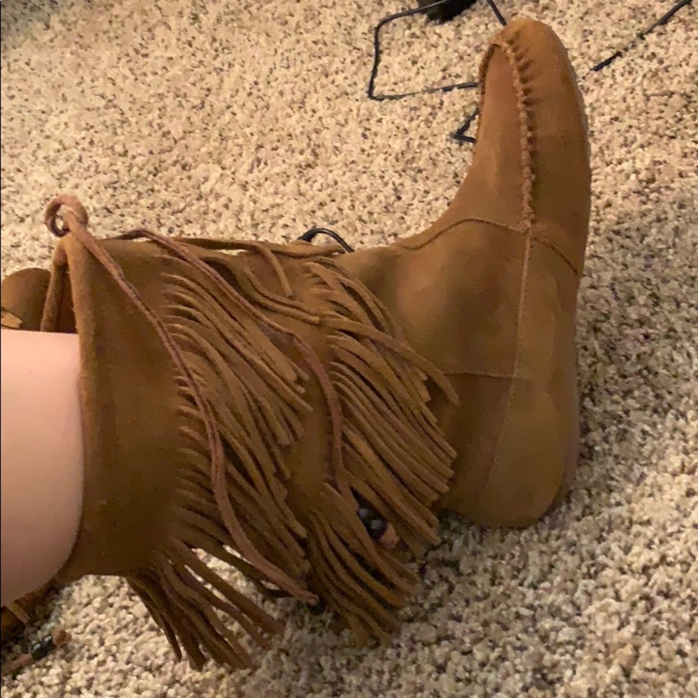 Minnetonka boots